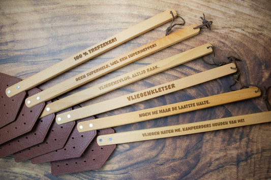 Gepersonaliseerde houten vliegenmepper - Creating adventure