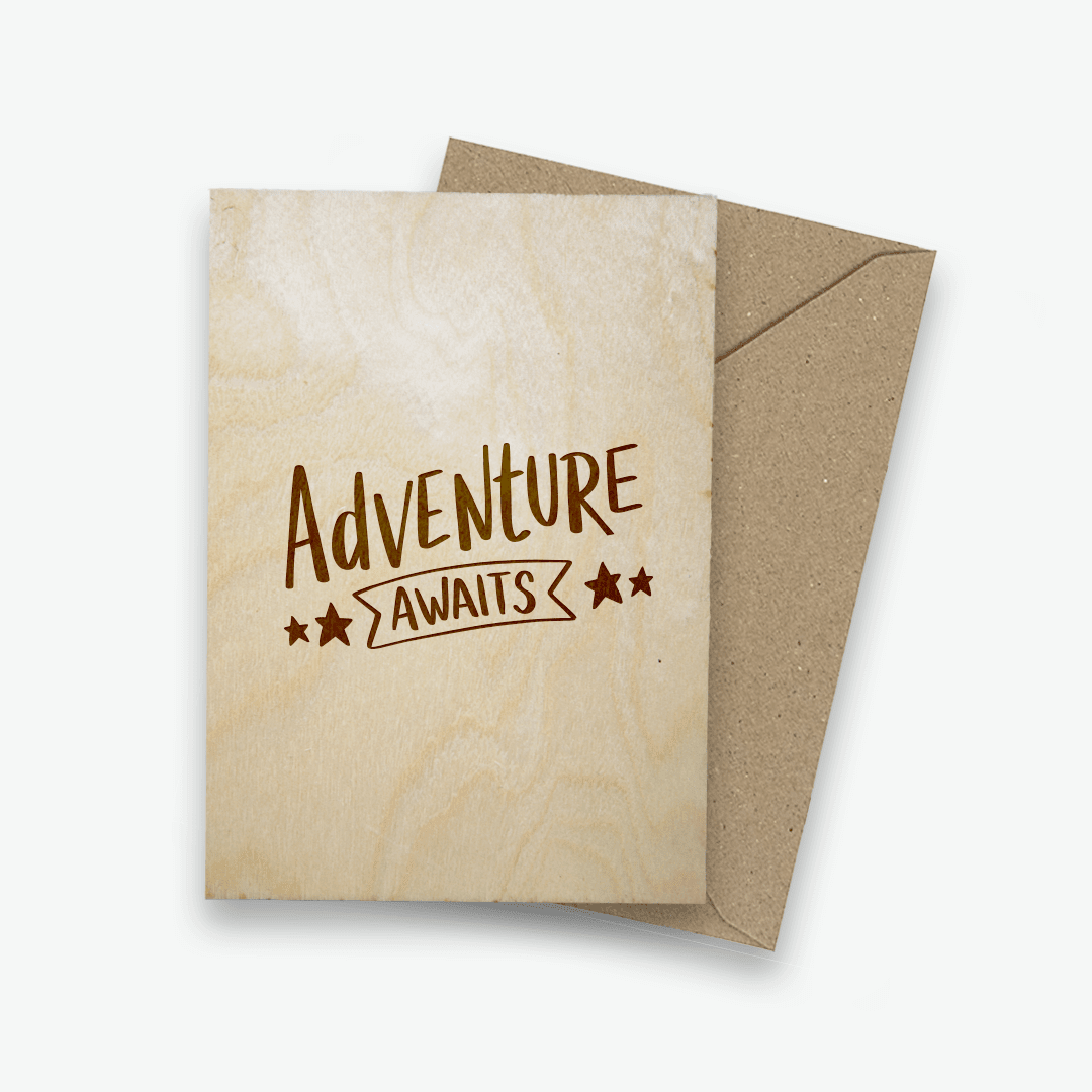 Houten ansichtkaart - Adventure awaits - Creating adventure