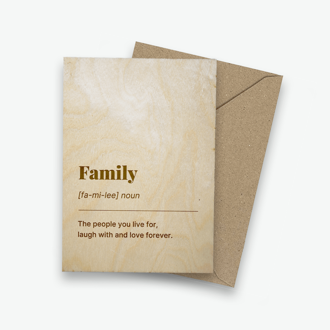 Houten ansichtkaart - Quote Family - Creating adventure