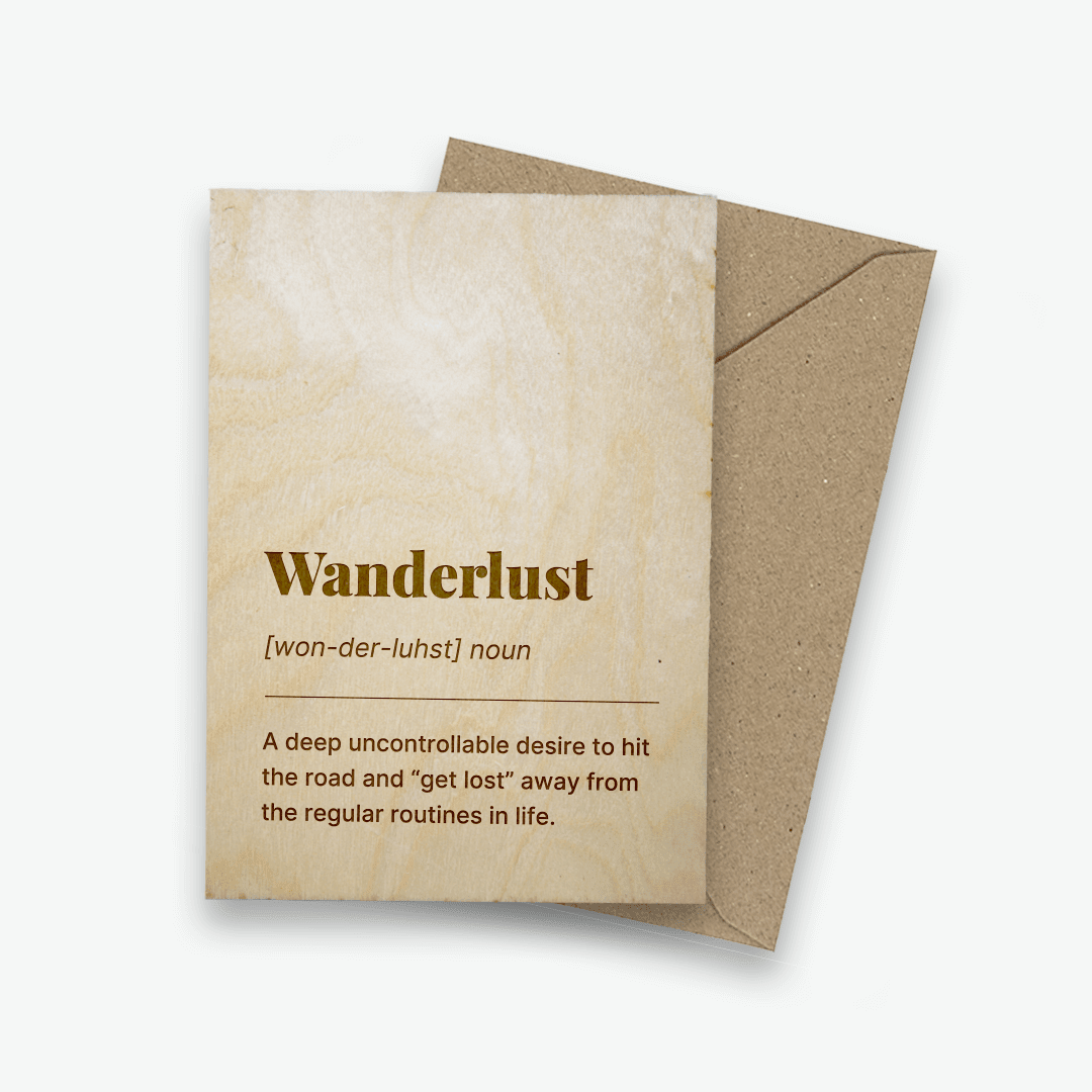 Houten ansichtkaart - Quote Wanderlust - Creating adventure