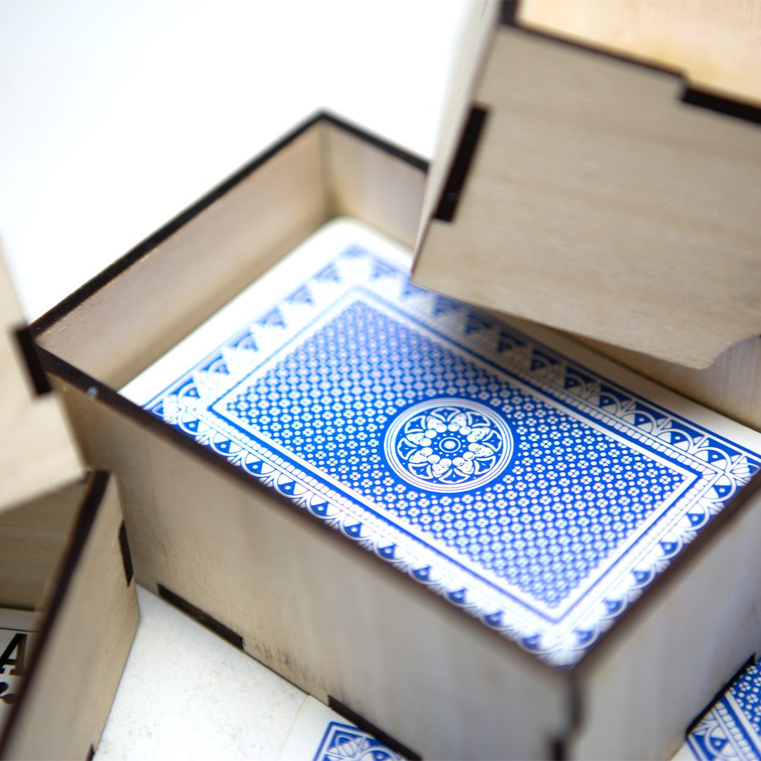 Speelkaarten opbergbox - Creating adventure