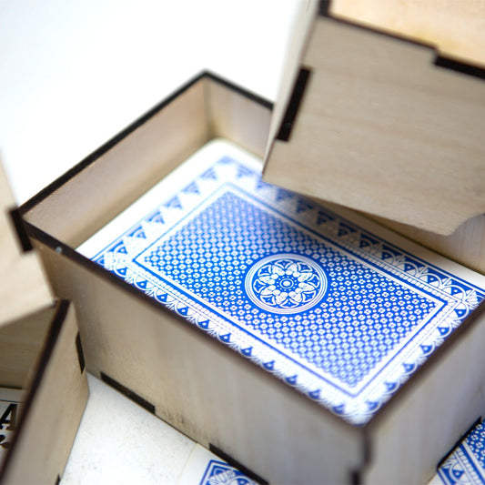 Speelkaarten opbergbox - Creating adventure